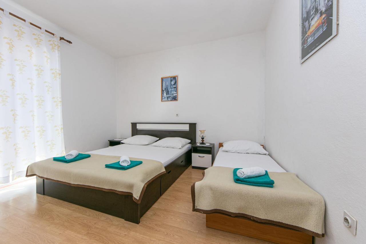 Apartments With A Parking Space Gradac, Makarska - 14708 Exteriör bild