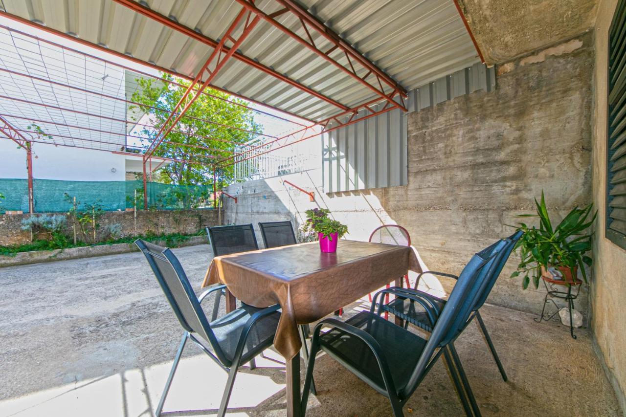 Apartments With A Parking Space Gradac, Makarska - 14708 Exteriör bild